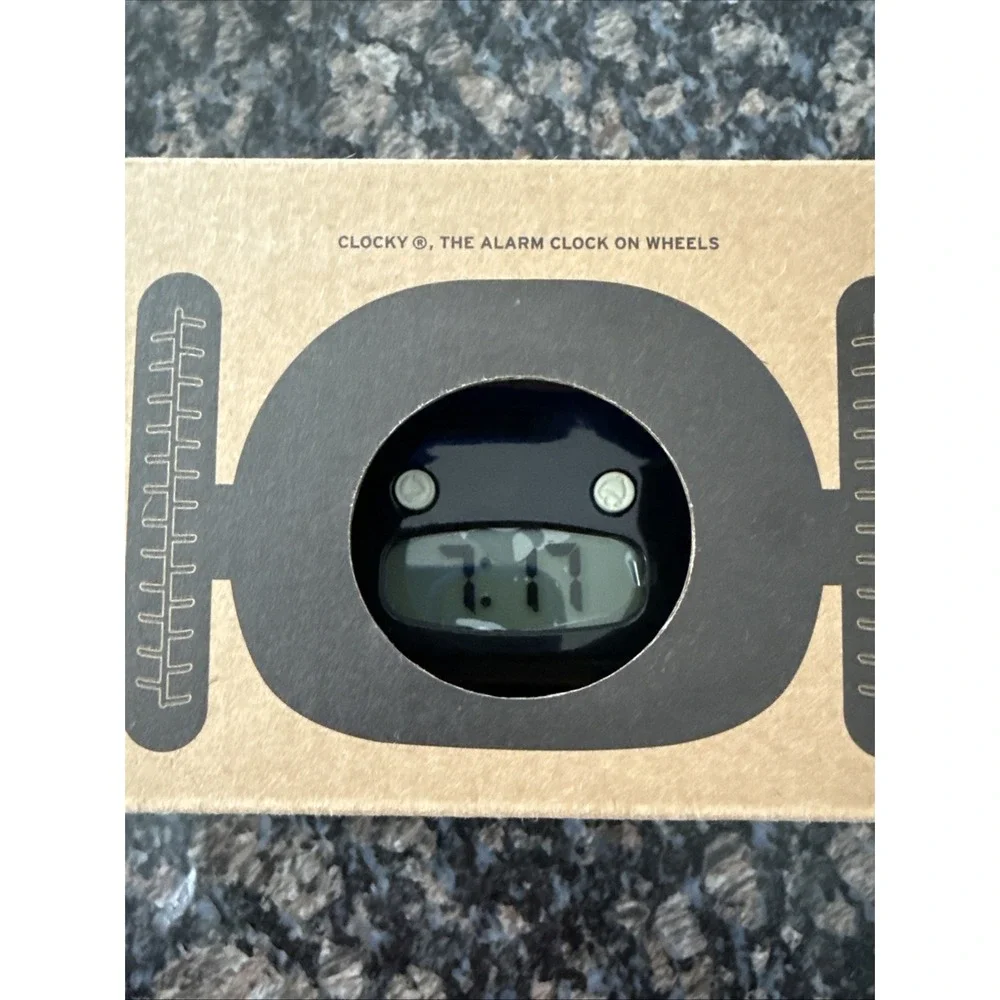Clocky Alarm Clock on Wheels Run Away Alarm Clock NEW